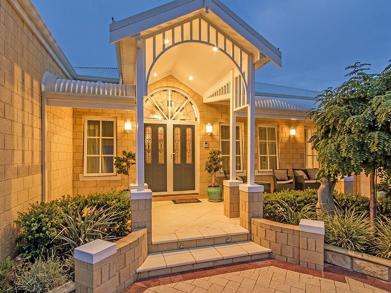 25 Thorpe Street, Rockingham WA 6168