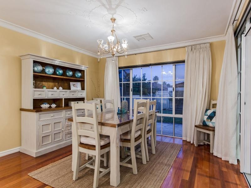 25 Thorpe Street, Rockingham WA 6168