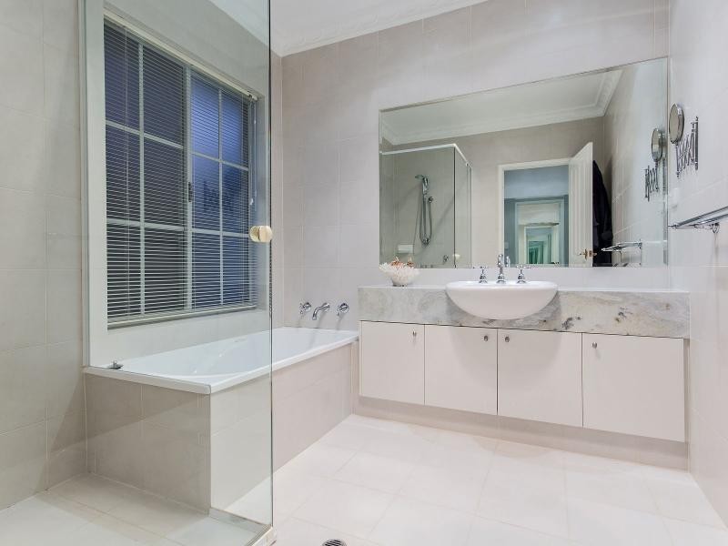 25 Thorpe Street, Rockingham WA 6168