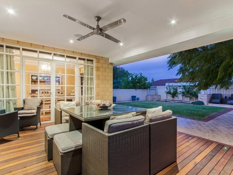 25 Thorpe Street, Rockingham WA 6168