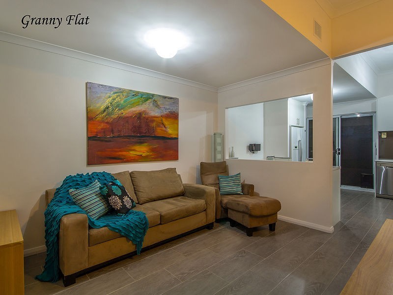 25 Thorpe Street, Rockingham WA 6168