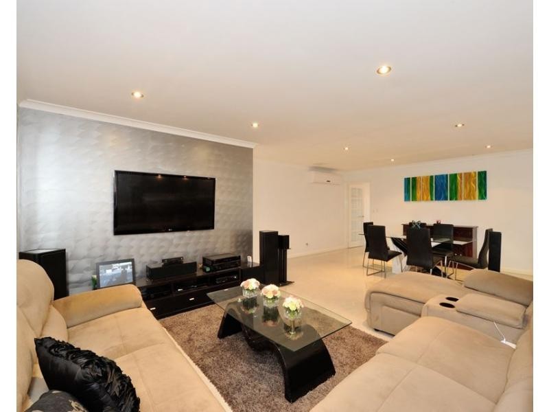 23 Moonstone Parkway, Wellard WA 6170