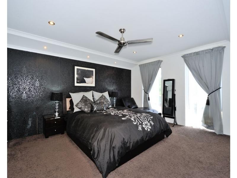 23 Moonstone Parkway, Wellard WA 6170