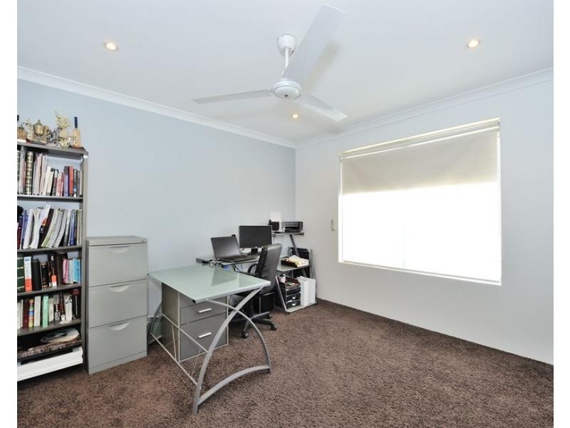 23 Moonstone Parkway, Wellard WA 6170