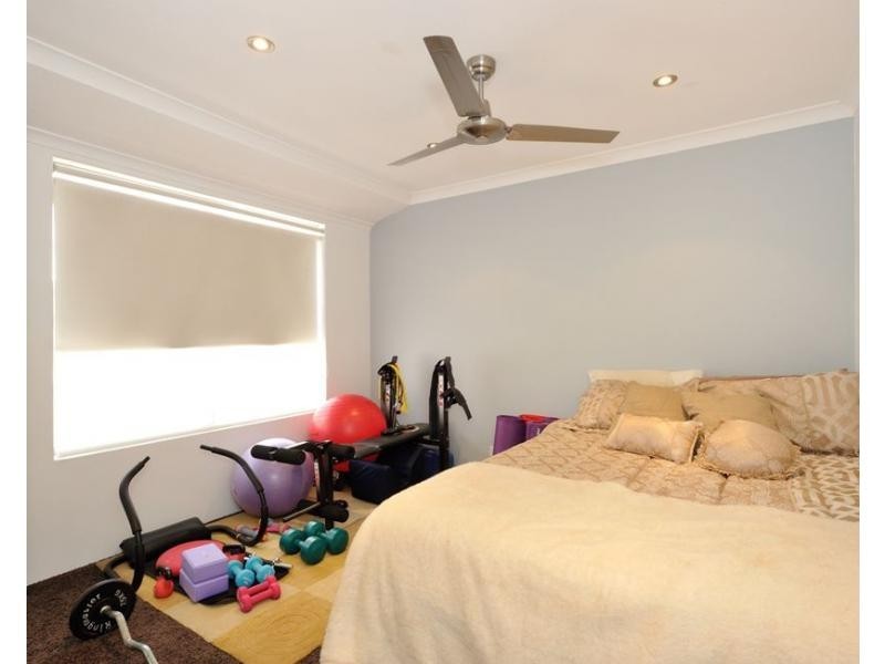 23 Moonstone Parkway, Wellard WA 6170