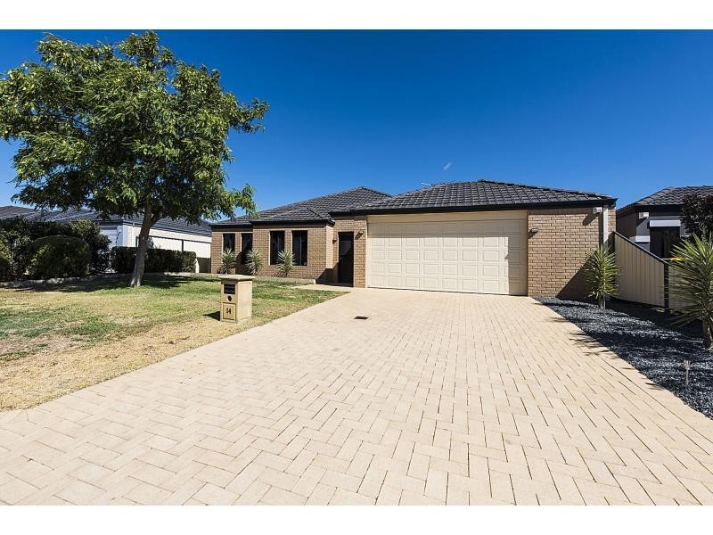 14 Beaumont Parkway, Success WA 6164