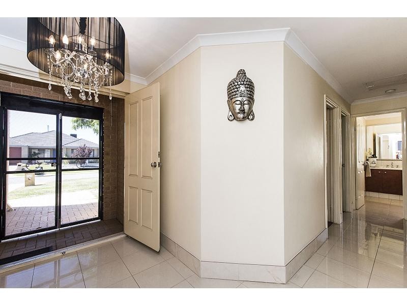 14 Beaumont Parkway, Success WA 6164