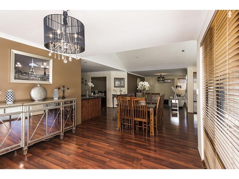 14 Beaumont Parkway, Success WA 6164