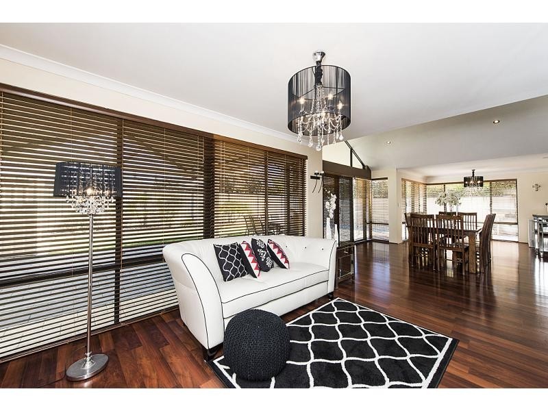 14 Beaumont Parkway, Success WA 6164