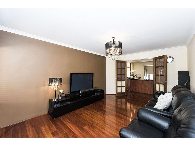 14 Beaumont Parkway, Success WA 6164