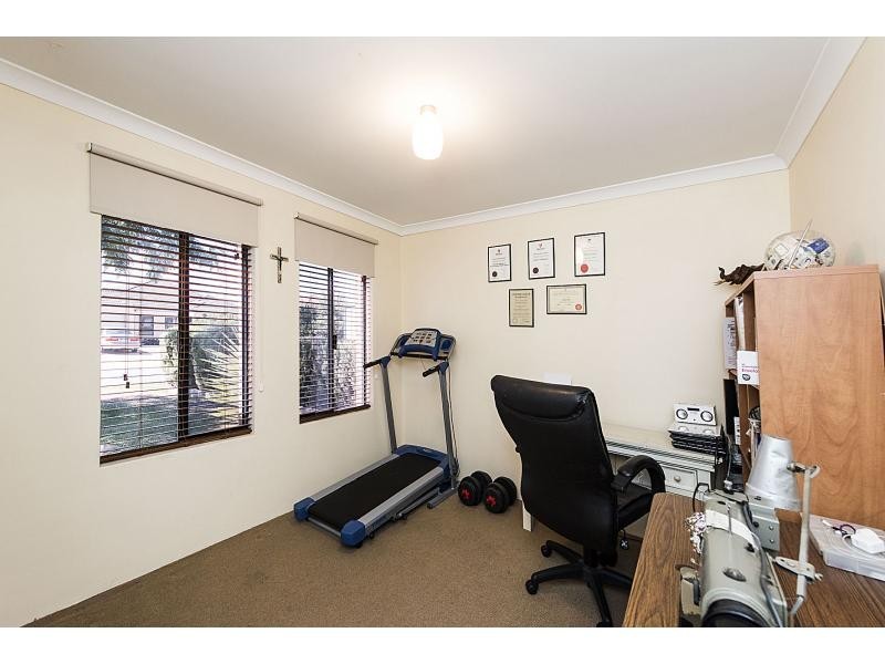 14 Beaumont Parkway, Success WA 6164