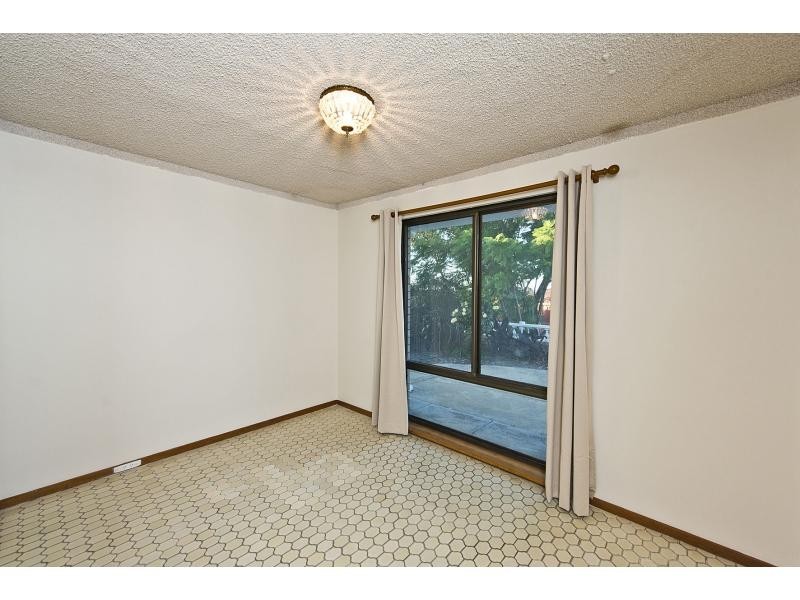 68 Sutherland Drive, Thornlie WA 6108