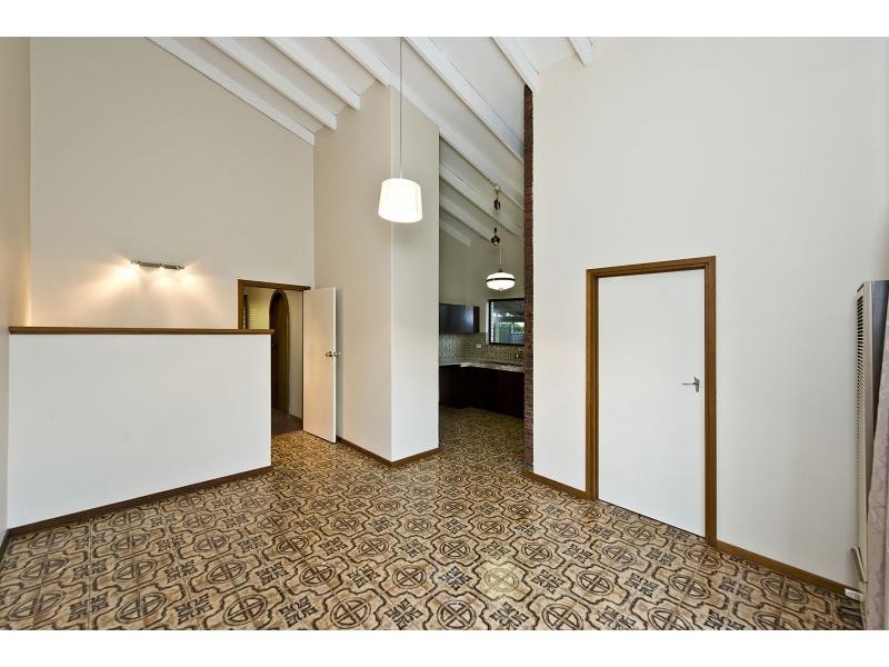 68 Sutherland Drive, Thornlie WA 6108