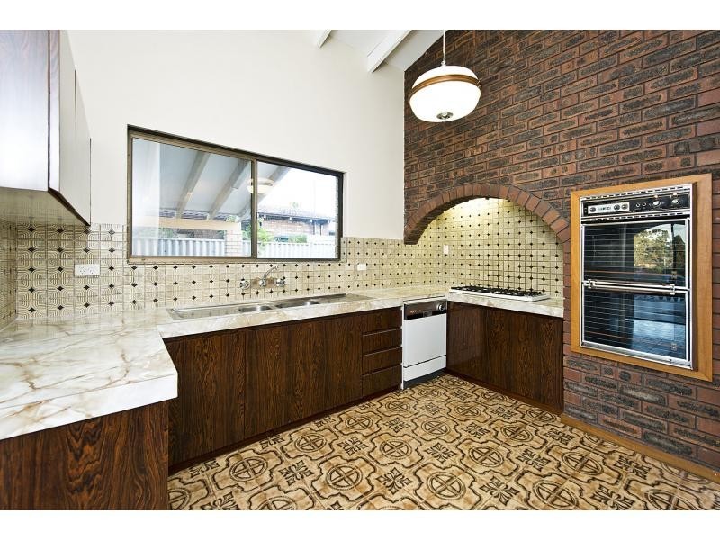 68 Sutherland Drive, Thornlie WA 6108