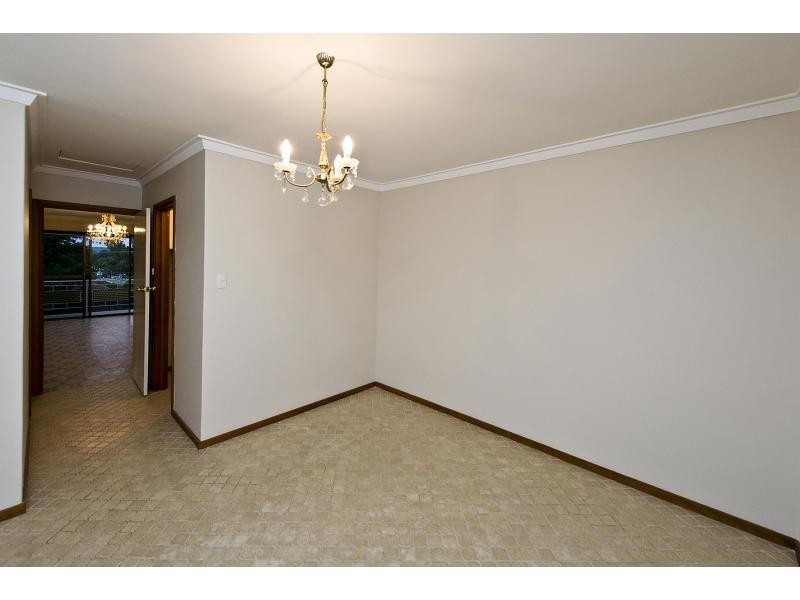 68 Sutherland Drive, Thornlie WA 6108