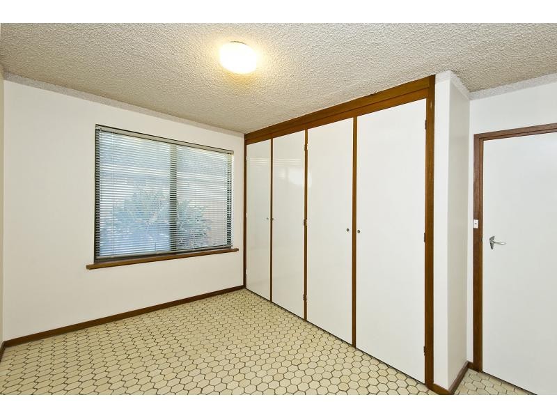 68 Sutherland Drive, Thornlie WA 6108