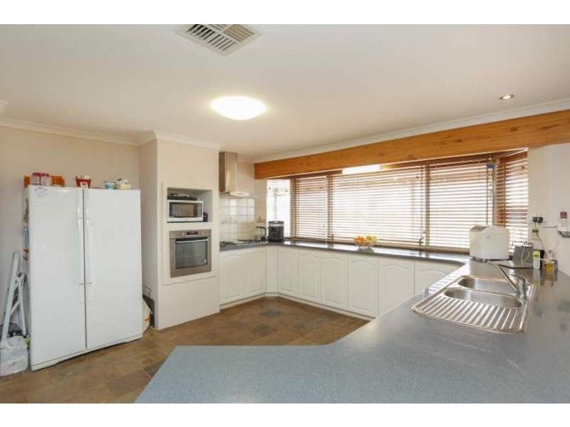 43 Clarkson Road, Bullsbrook WA 6084