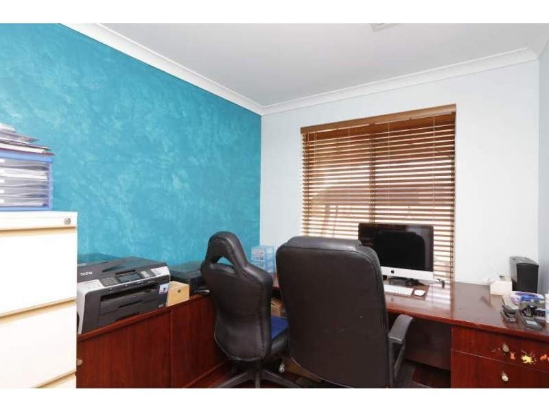 43 Clarkson Road, Bullsbrook WA 6084