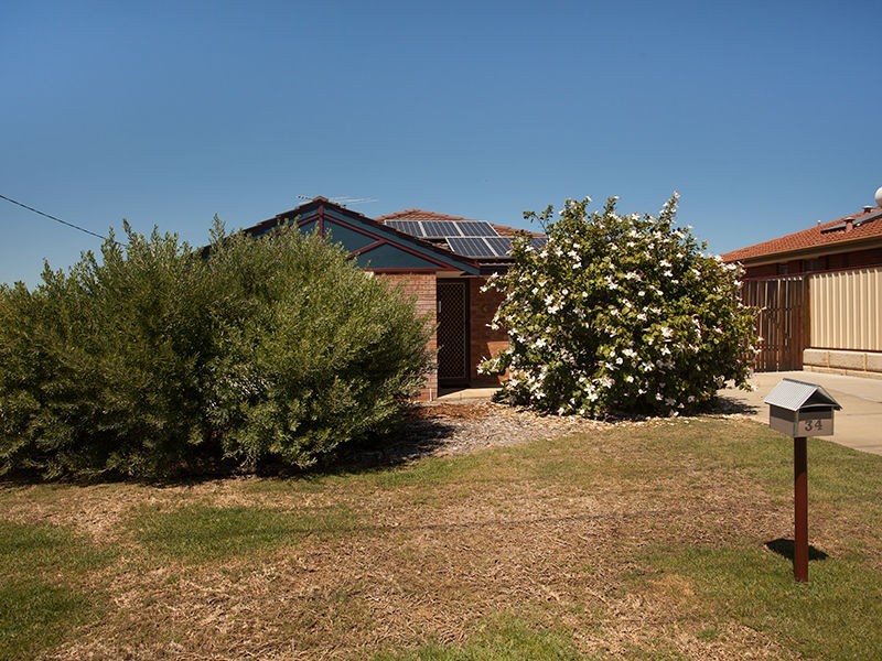 34 Crystaluna Drive, Golden Bay WA 6174