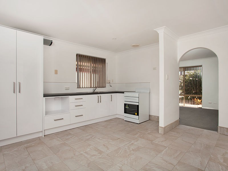 34 Crystaluna Drive, Golden Bay WA 6174