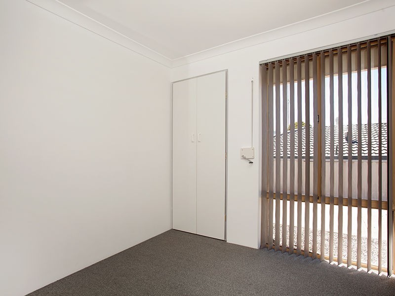 34 Crystaluna Drive, Golden Bay WA 6174