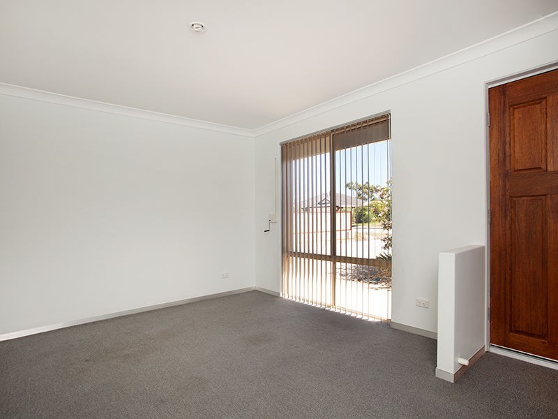 34 Crystaluna Drive, Golden Bay WA 6174