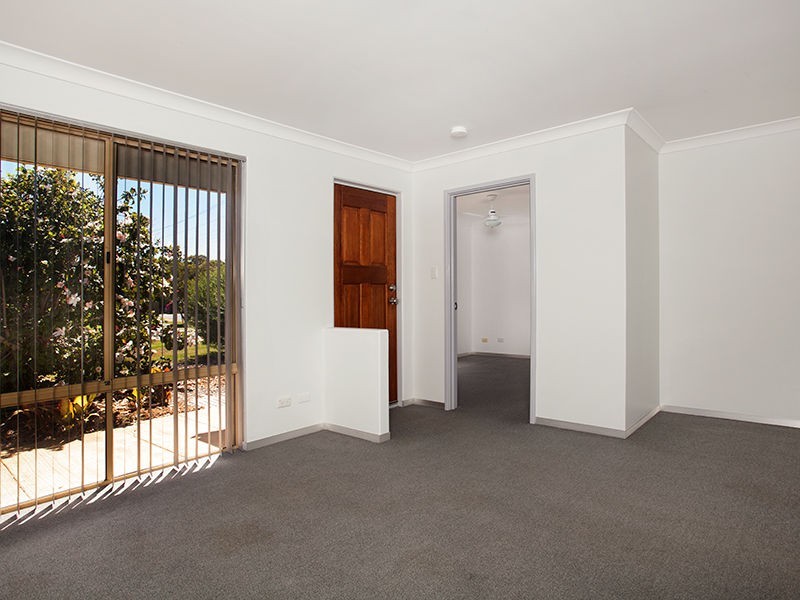 34 Crystaluna Drive, Golden Bay WA 6174