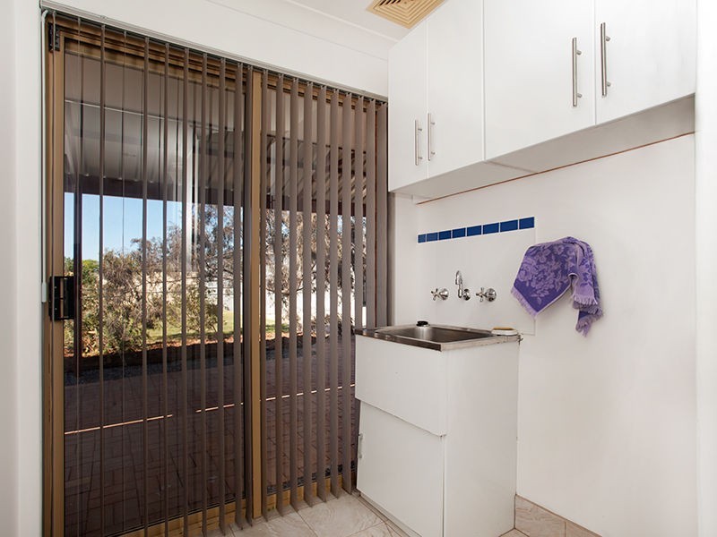 34 Crystaluna Drive, Golden Bay WA 6174