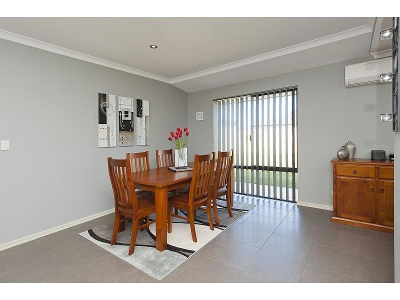 4 Rueval Court, Port Kennedy WA 6172