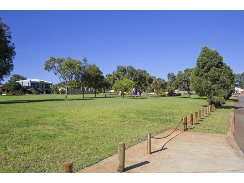 26 Hopper Turn, Madeley WA 6065