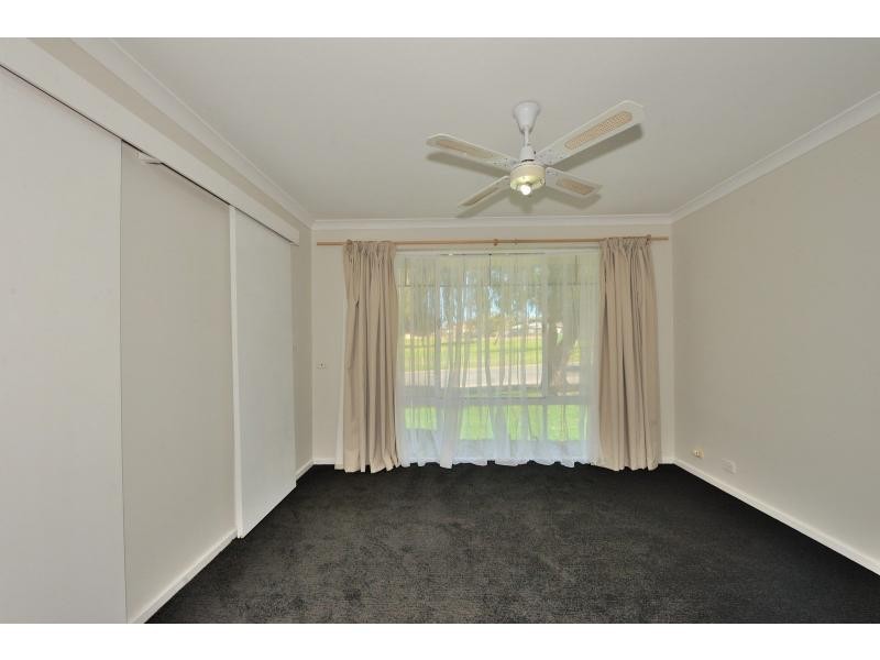 1/40 Everlasting Retreat, Halls Head WA 6210