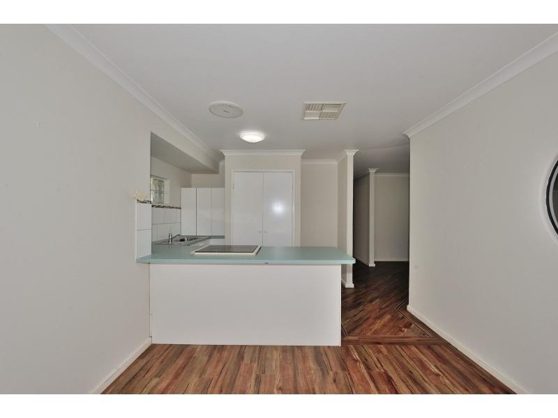 1/40 Everlasting Retreat, Halls Head WA 6210