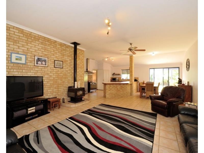 15 Wicksteed Close, Baldivis WA 6171