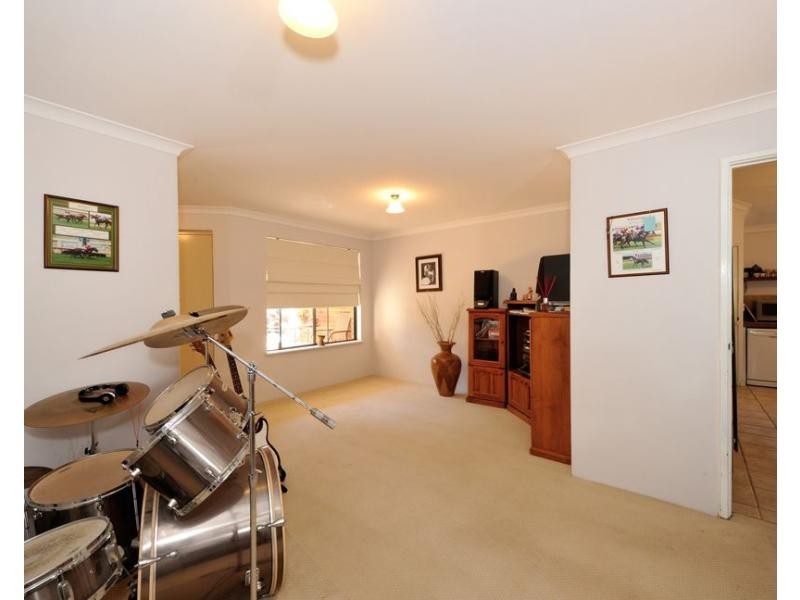 15 Wicksteed Close, Baldivis WA 6171