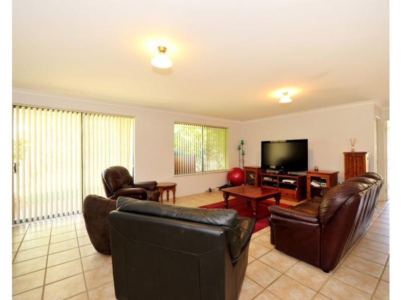 15 Wicksteed Close, Baldivis WA 6171