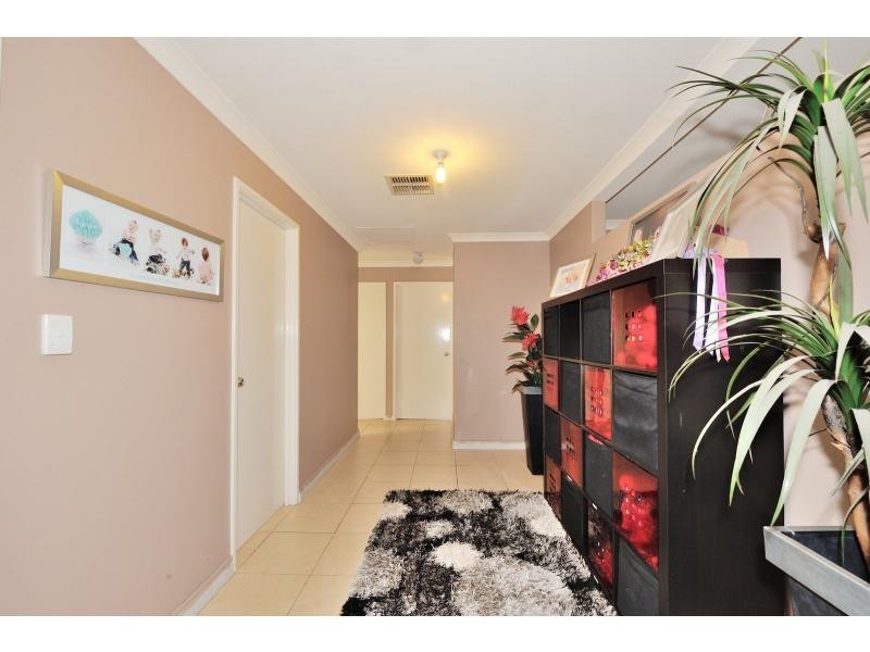 19 Mawson Grange, Lakelands WA 6180