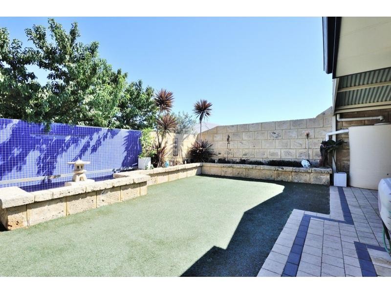 19 Mawson Grange, Lakelands WA 6180