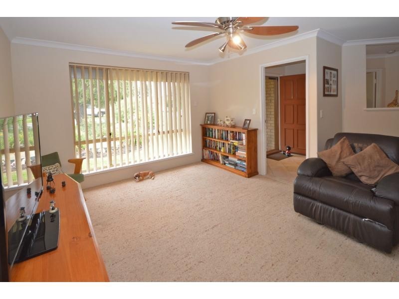 15 Oakdale Close, Safety Bay WA 6169