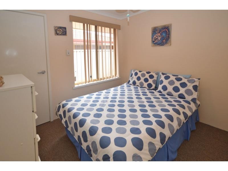15 Oakdale Close, Safety Bay WA 6169