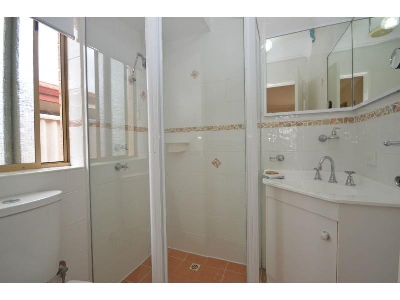 15 Oakdale Close, Safety Bay WA 6169