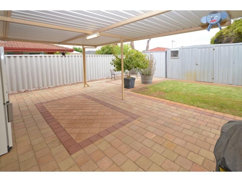 15 Oakdale Close, Safety Bay WA 6169