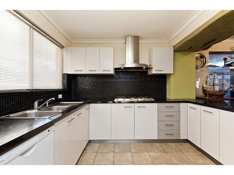 54 Grey Street, Bayswater WA 6053