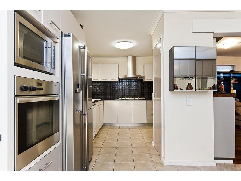 54 Grey Street, Bayswater WA 6053