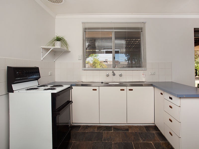 14 Westerly Way, Cooloongup WA 6168