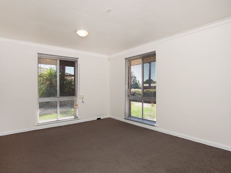 14 Westerly Way, Cooloongup WA 6168