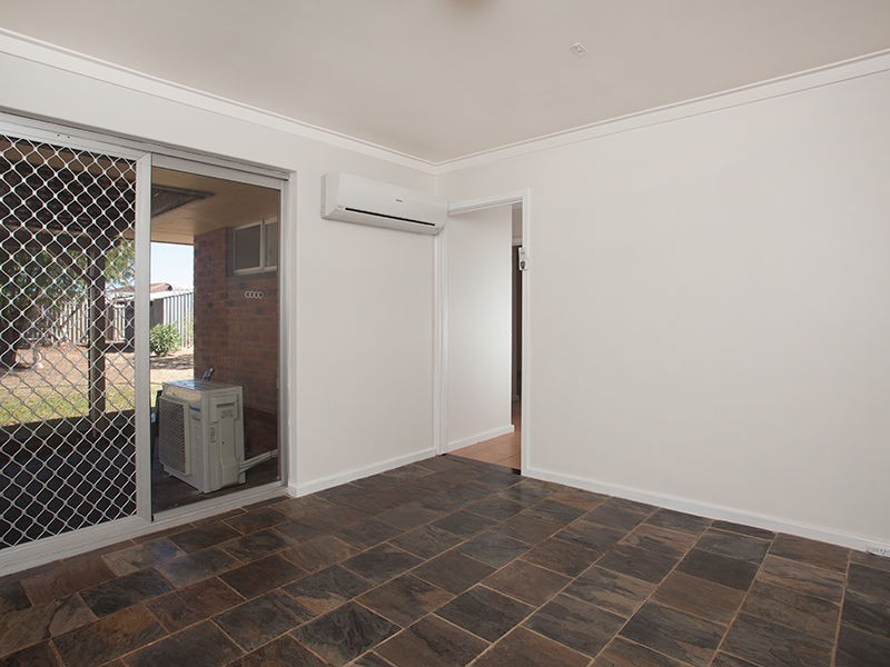 14 Westerly Way, Cooloongup WA 6168