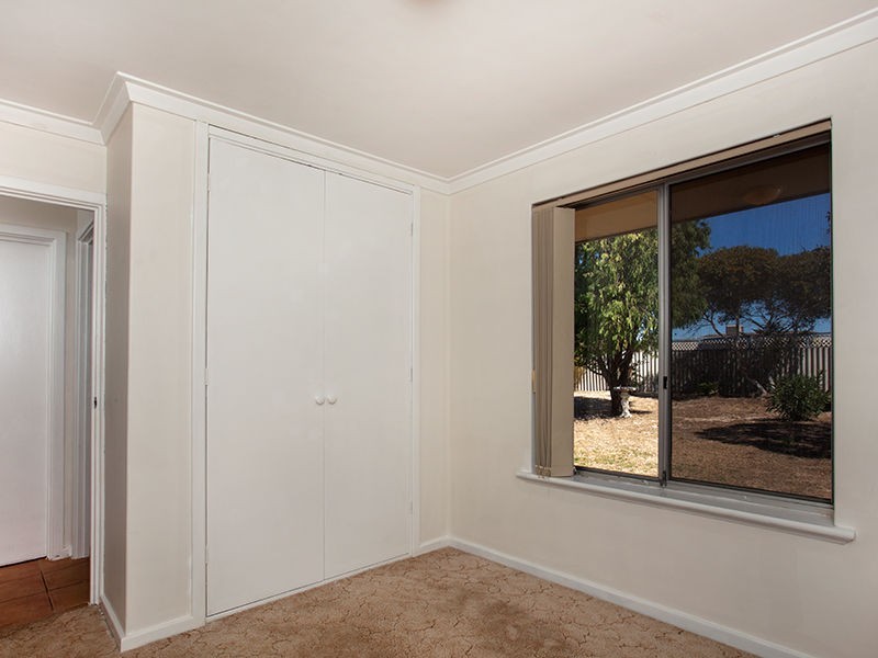 14 Westerly Way, Cooloongup WA 6168