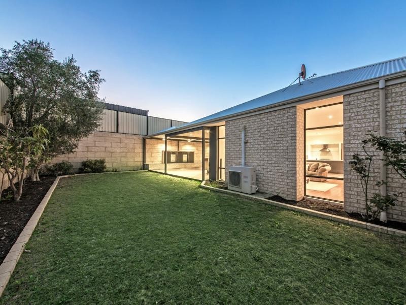 12 Cactus Link, Clarkson WA 6030