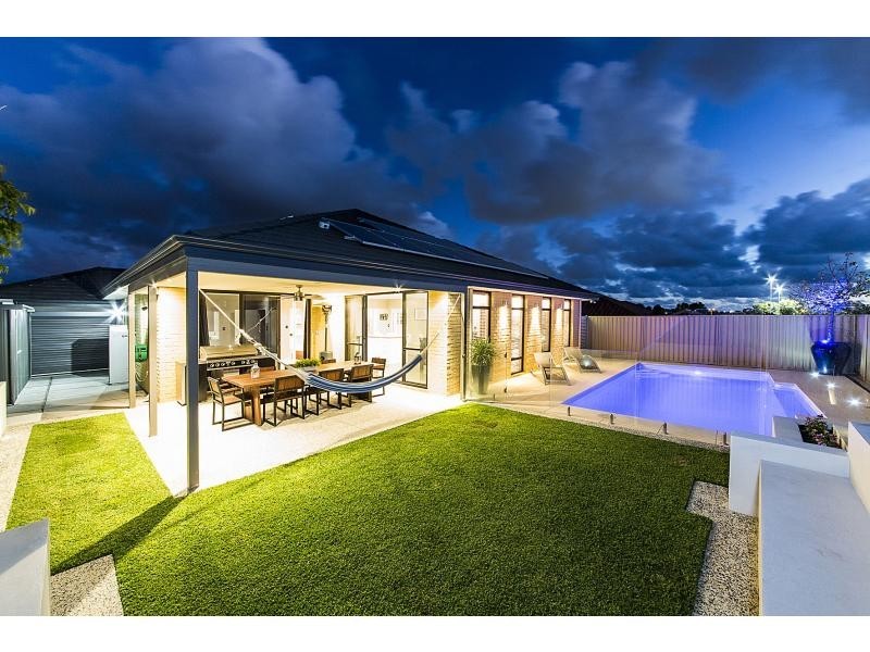 19 Pascal Mews, Ridgewood WA 6030