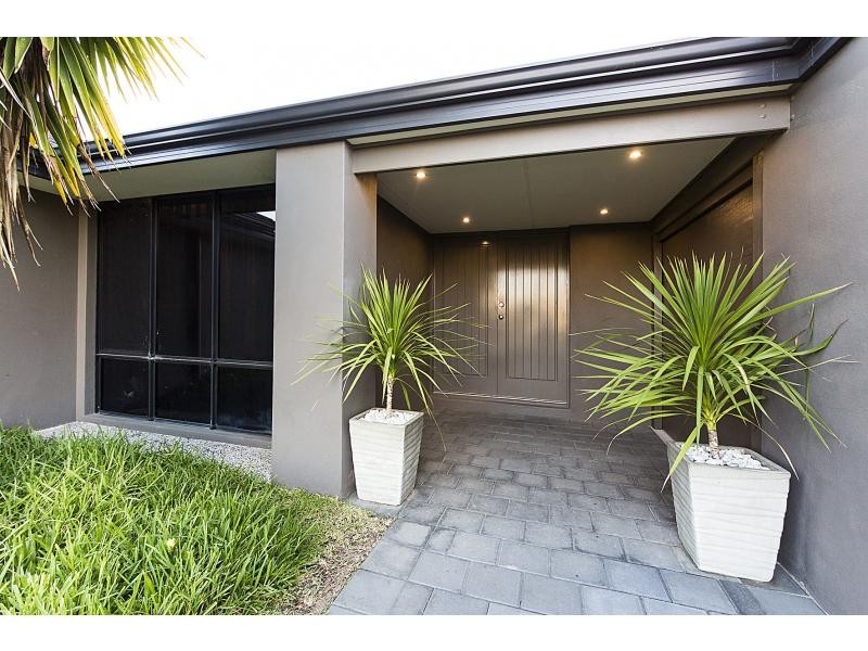 19 Pascal Mews, Ridgewood WA 6030